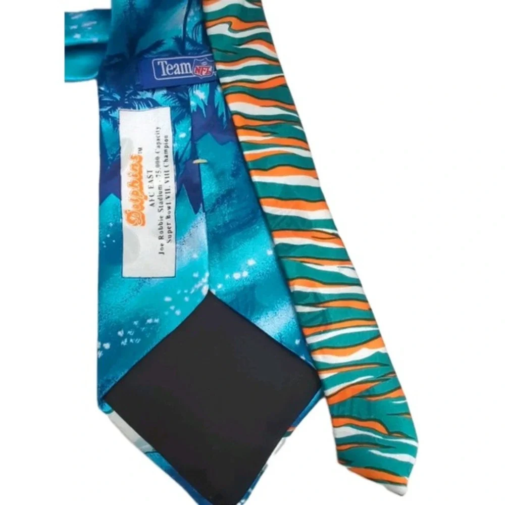 Vintage Miami Dolphins 100% Silk Necktie Mens 57